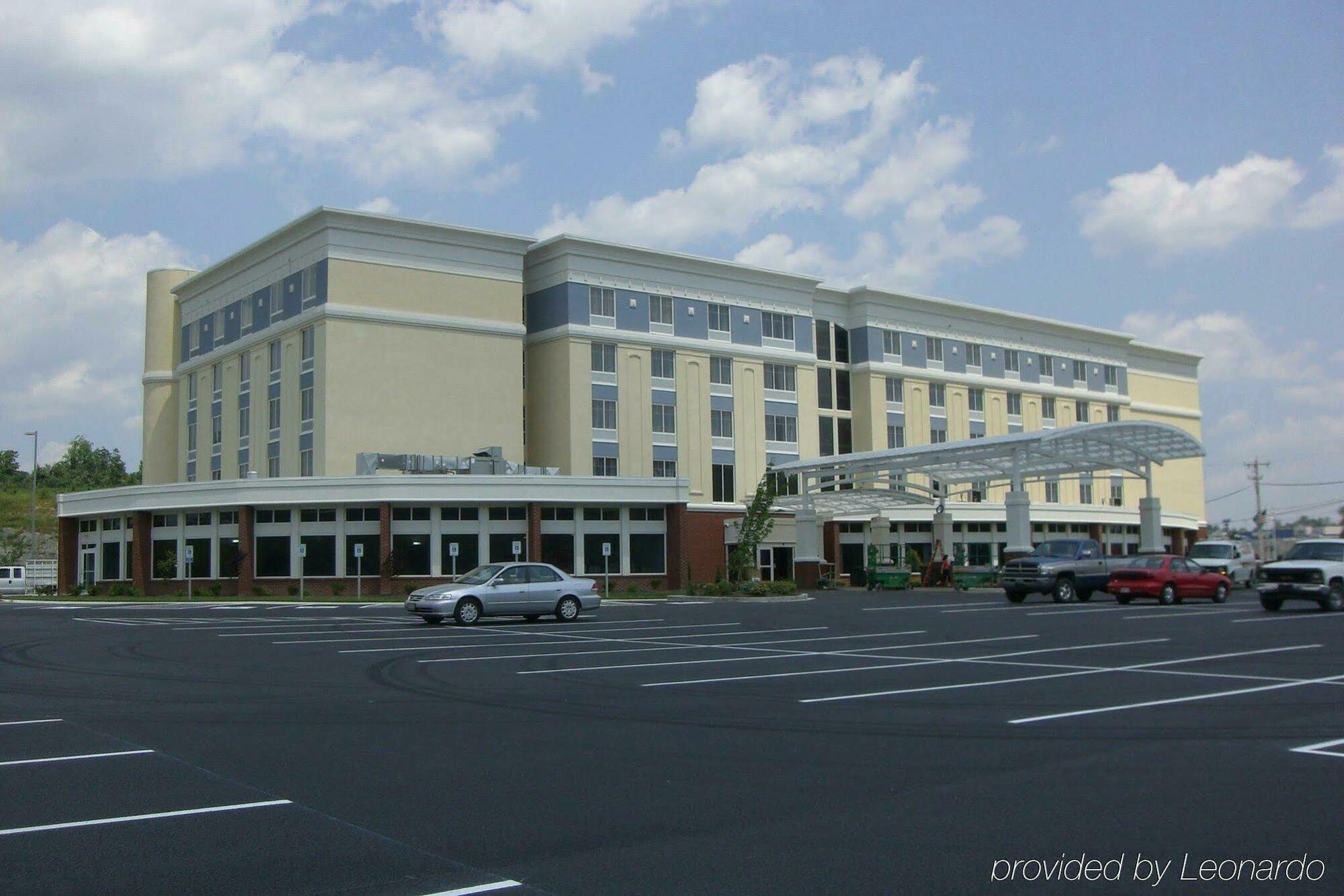 Delta Hotels By Marriott Huntington Mall Barboursville Ngoại thất bức ảnh