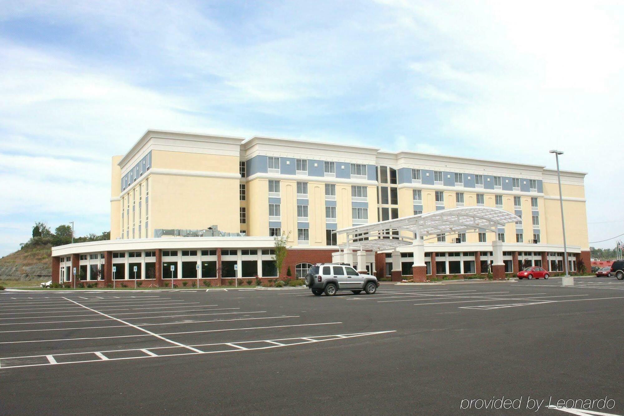 Delta Hotels By Marriott Huntington Mall Barboursville Ngoại thất bức ảnh